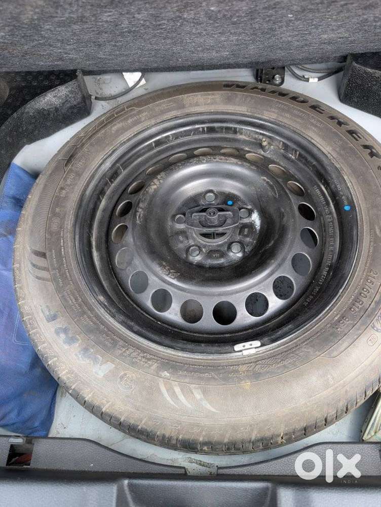 Maruti Suzuki Brezza 1.5 Lxi Smart Hybrid, 2024, Petrol