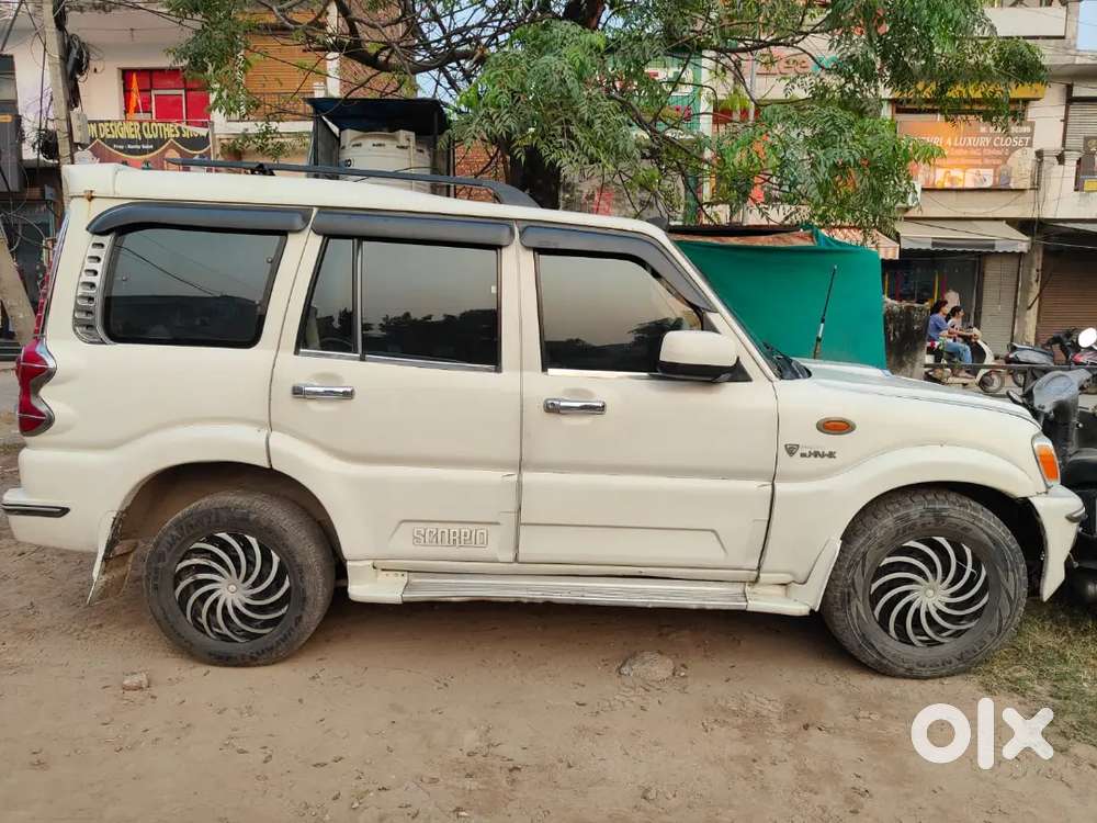 Mahindra Scorpio 2011 Diesel Manual