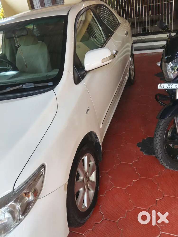 Toyota Corolla Altis 1.8g 2010