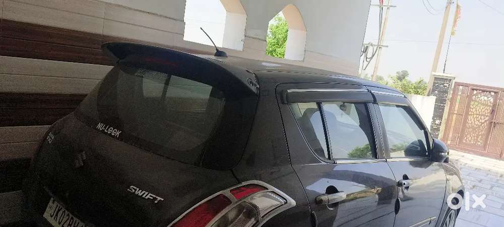 Swift 2017 Petrol 49000 Km Driven 1st Owner Single Hand Driven