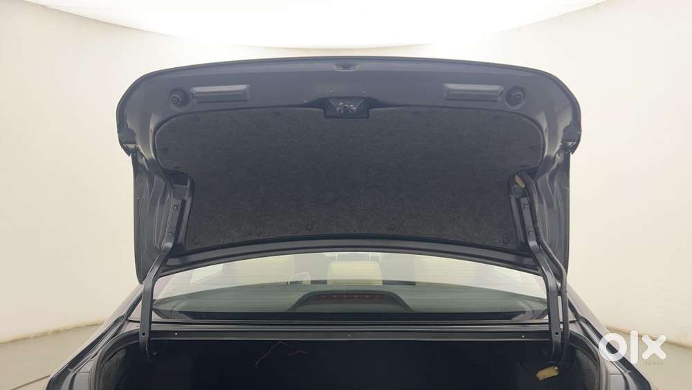 Honda City I-vtec V, 2023, Petrol