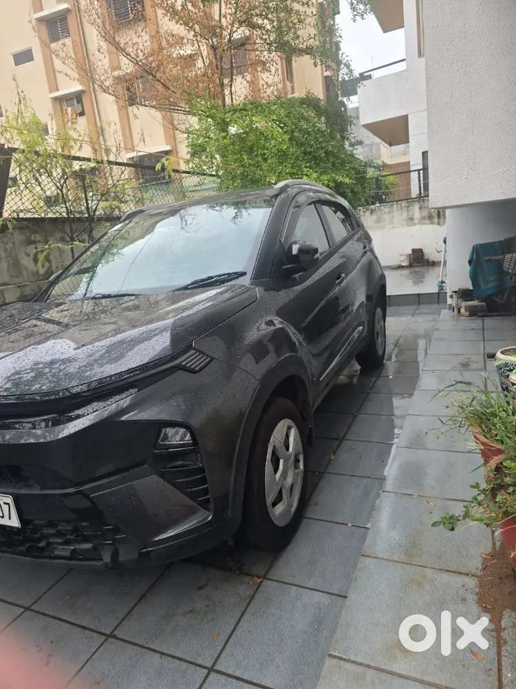 Tata Nexon Petrol 2025