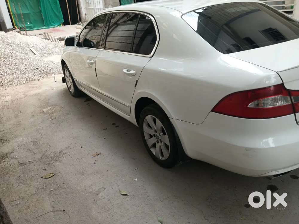 Skoda Superb 2012 Diesel 89000 Km Driven