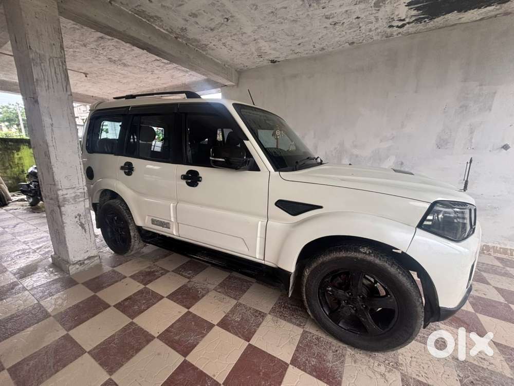 Mahindra Scorpio Diesel Manual 2021
