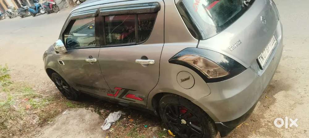 Maruti Suzuki Swift 2012 Diesel 135000 Km Driven