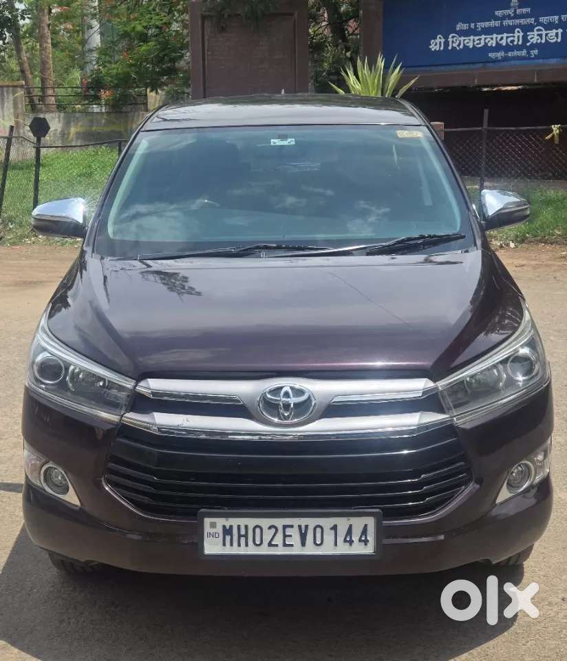 Toyota Innova Crysta 2.8 Zx At 7 Seater, 2018, Diesel