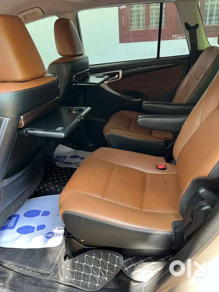 Toyota Innova Crysta 2019