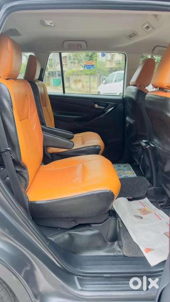 Toyota Innova Crysta [2020-ongoing] 2.4 Gx 7 Str, 2017, Diesel