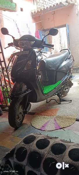 Scooty price best sale in olx