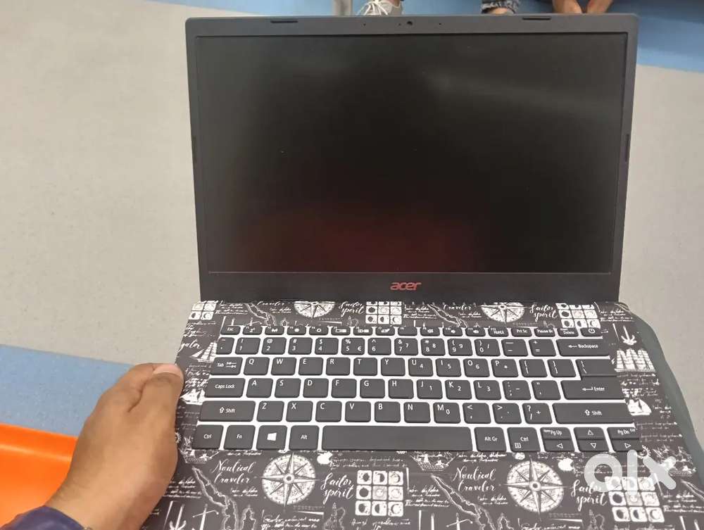 Acer aspire 3 intel i3 13 gen, 8gb ram DDR4 , 256 gb ssd