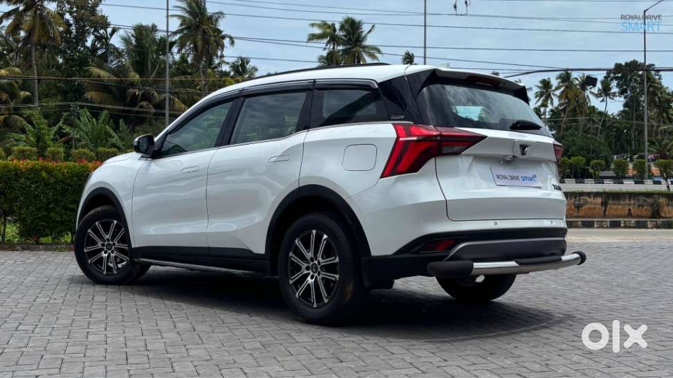 Mahindra Xuv700, 2022, Petrol