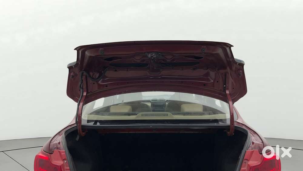 Maruti Suzuki Swift Dzire 1.2 Vxi Bsiv, 2019, Petrol