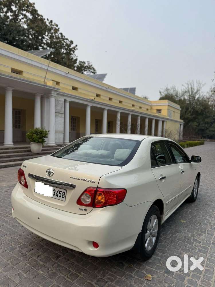 Toyota Corolla Altis