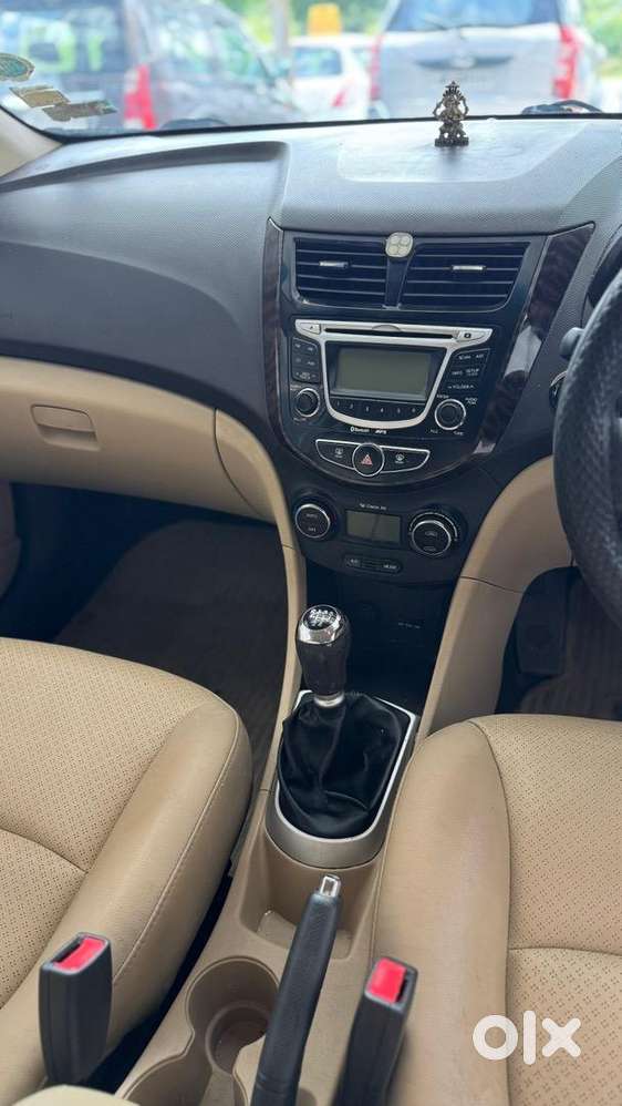 Hyundai Petrol Manual 2011