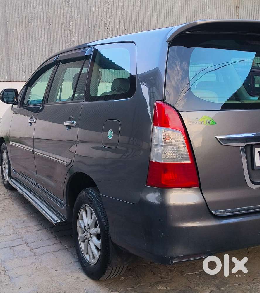 Toyota Innova 2.5 V 7 Str, 2013, Diesel