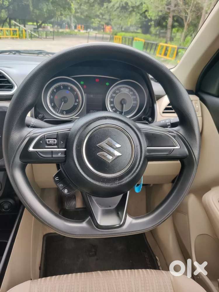 Maruti Suzuki Dzire 1.2 Vxi, 2022, Petrol