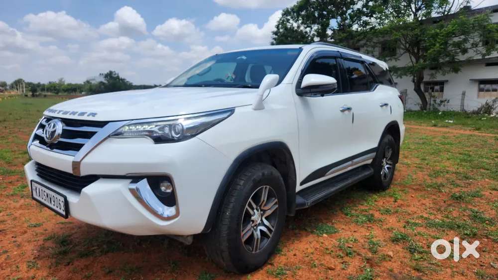 Toyota Fortuner 2018 Diesel 173000 Km Driven