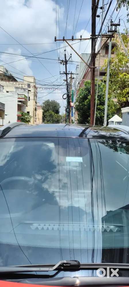 Tata Nexon Creative Plus S Duel Tone Red Colour With Black Roof