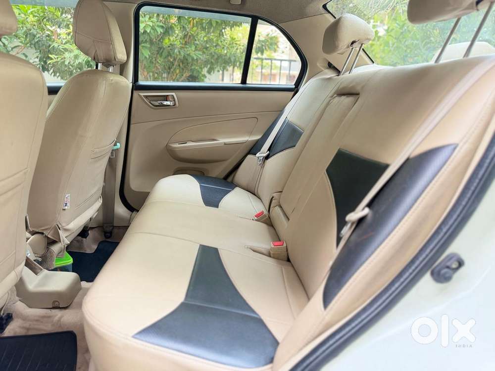 Maruti Suzuki Swift Dzire 1.2 Vxi Bsiv, 2015, Petrol