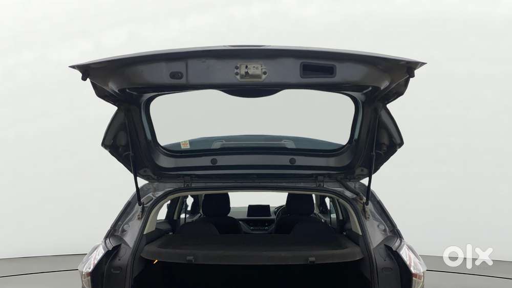 Tata Nexon 1.5 Revotorq Xma Amt, 2021, Petrol