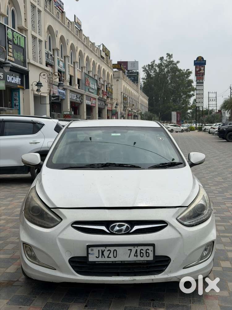 Hyundai Fluidic Verna 2014