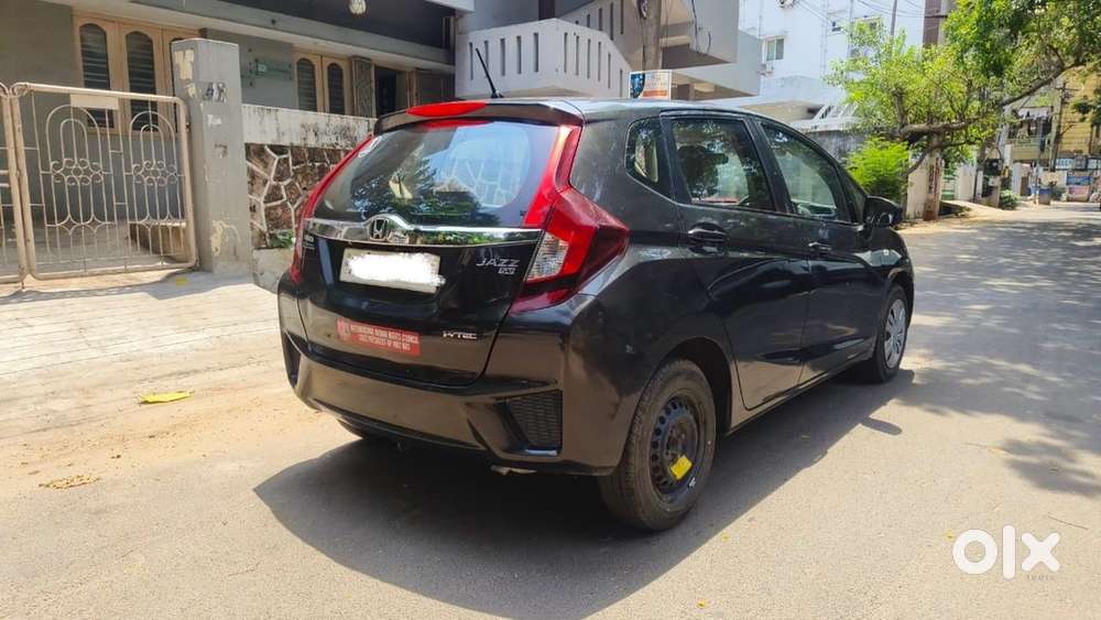 2017 Honda Jazz Sv Mt Petrol In Very Good Condition