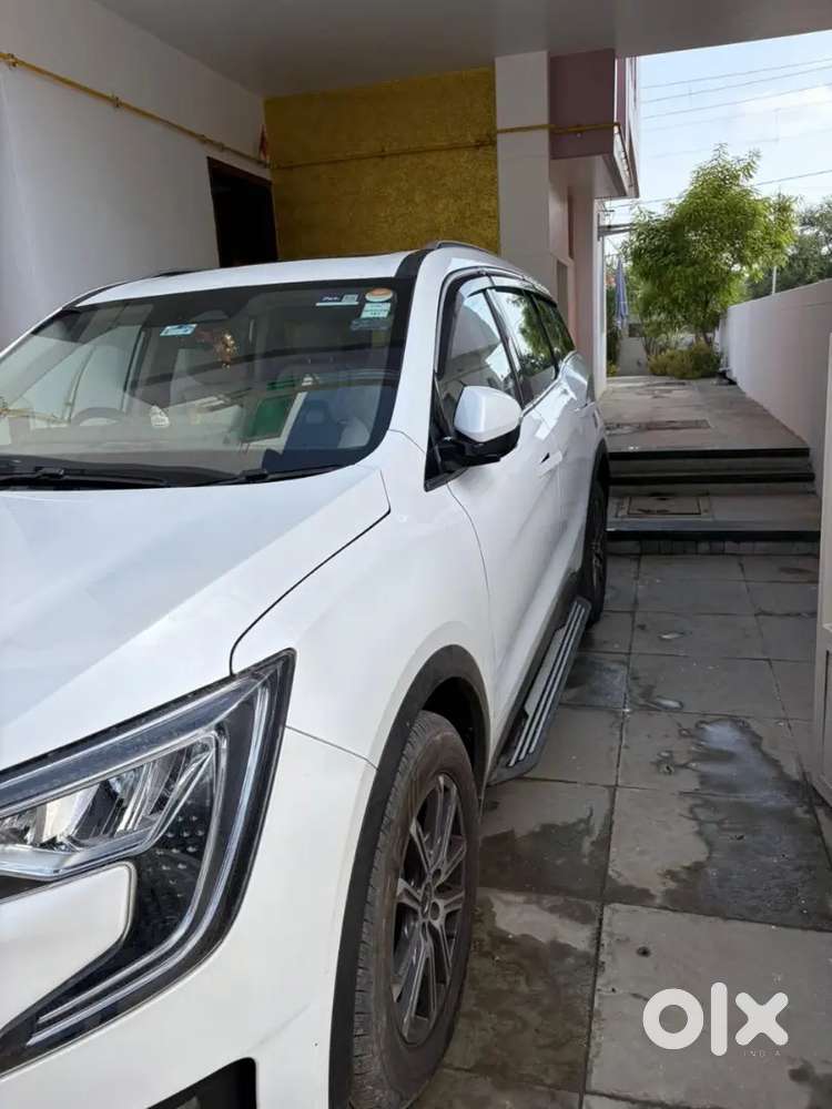 Mahindra Xuv700 Ax7 2025
