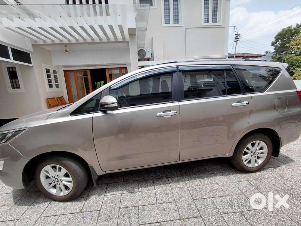 Toyota Innova Crysta 2017 Diesel 92386 Km Driven