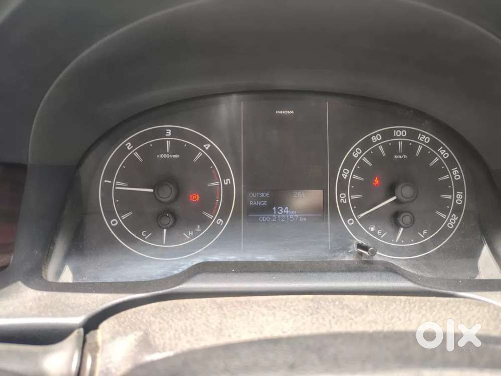 Toyota Innova Crysta 2.4 G Mt 7 Str, 2019, Diesel