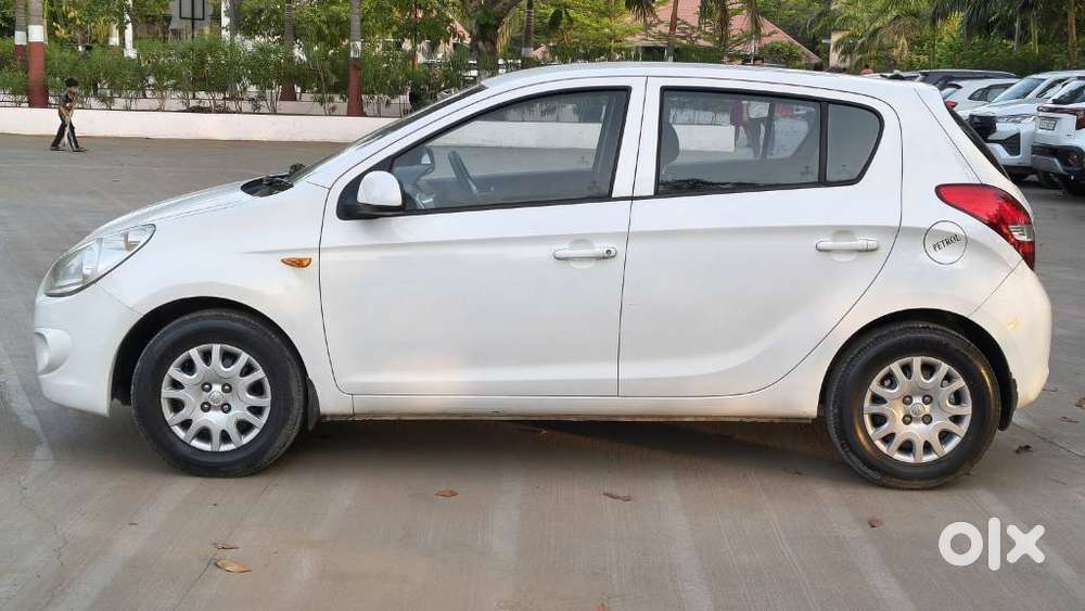 Hyundai I20 Sportz 1.2 Bs-iv, 2011, Petrol