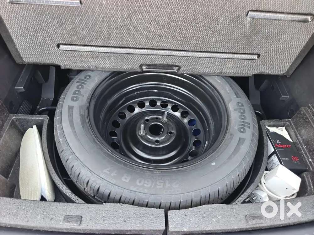 Mg Windsor Ev Essence Pro 52.9kw (2025) Electric 25,000km Driven