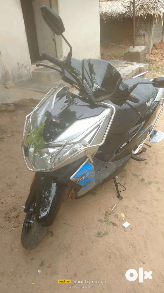 Olx deals mayiladuthurai scooters