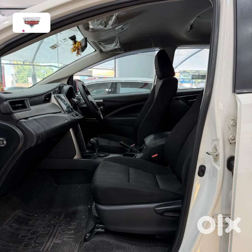 Toyota Innova Crysta [2020-ongoing] 2.4 Gx At 8 Str, 2022, Diesel