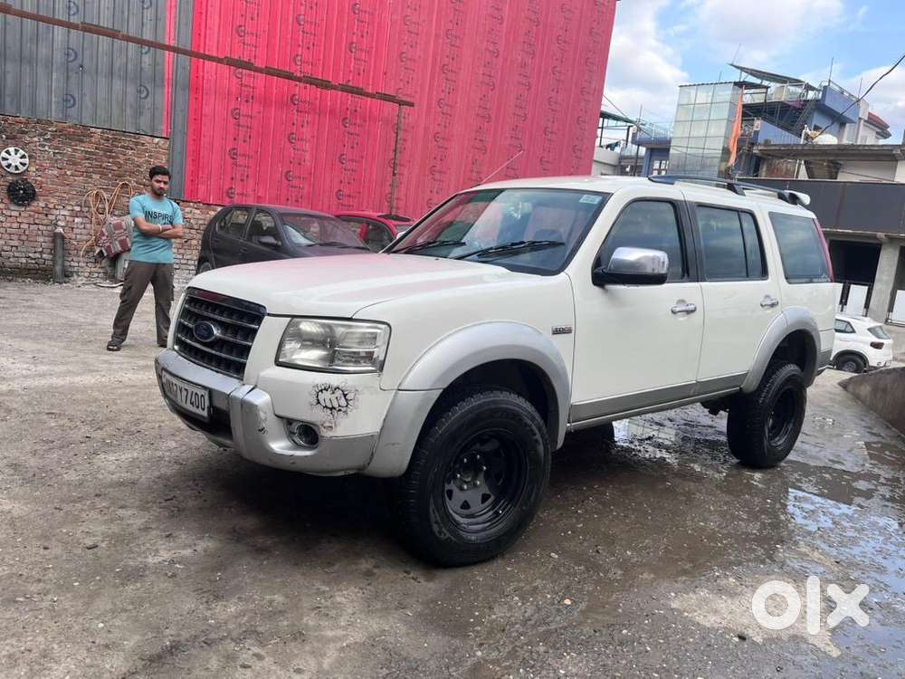 Ford Endeavour 2009 Diesel 100000 Km Driven