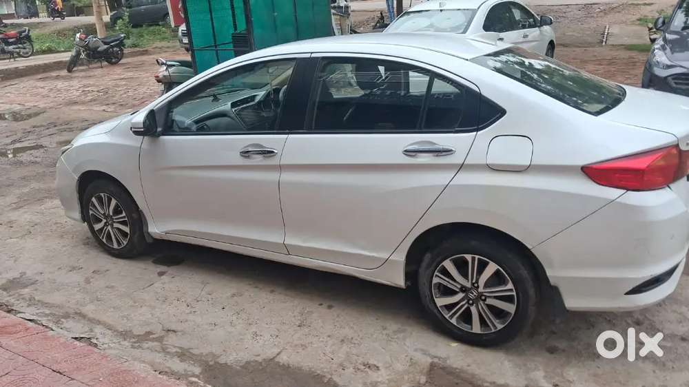 Honda City 2022 Petrol 65000 Km Driven