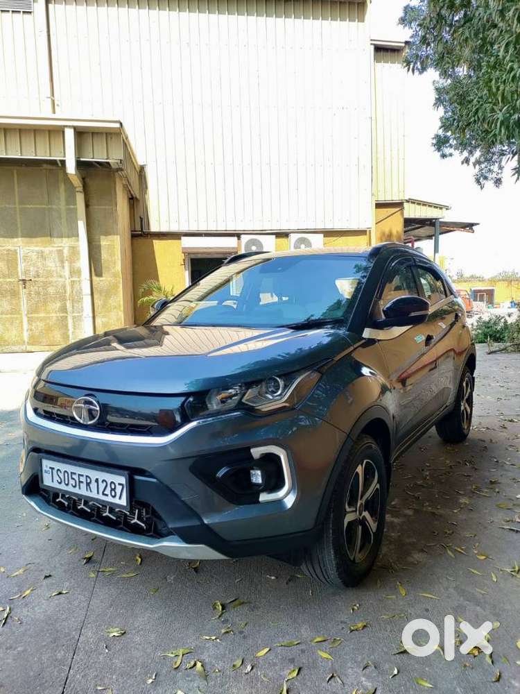 Tata Nexon 1.2 Revotron Xz Plus Premium, 2023, Petrol