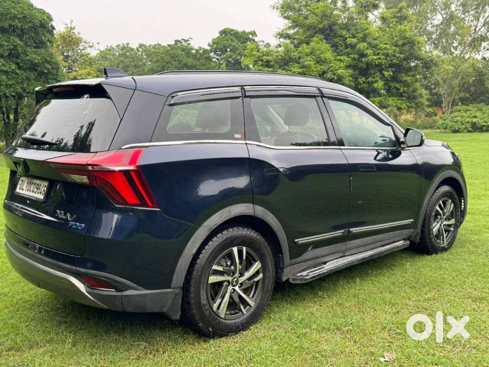 Mahindra Xuv700 2.0 Ax 5 Petrol Mt 7 Str, 2022, Petrol