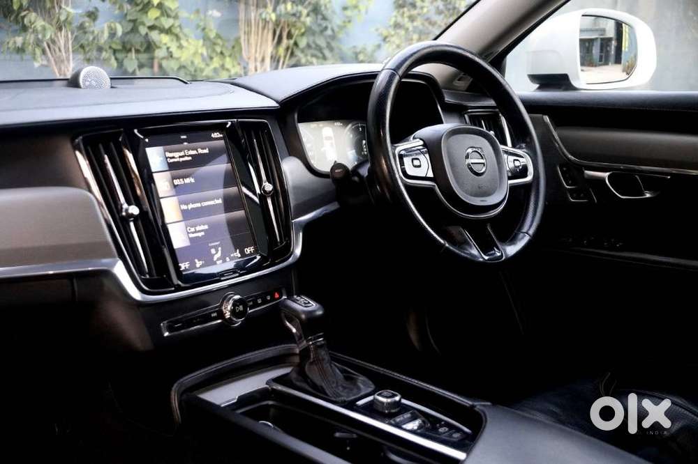 Volvo V 90 Cross Country D5, 2019, Diesel