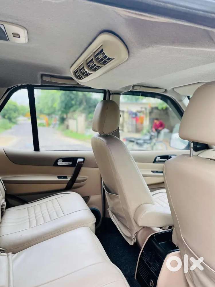 Tata Safari Storme 2020