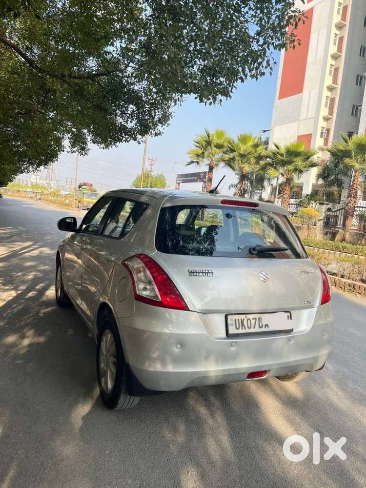 Maruti Suzuki Swift Vvt Zxi, 2017, Petrol