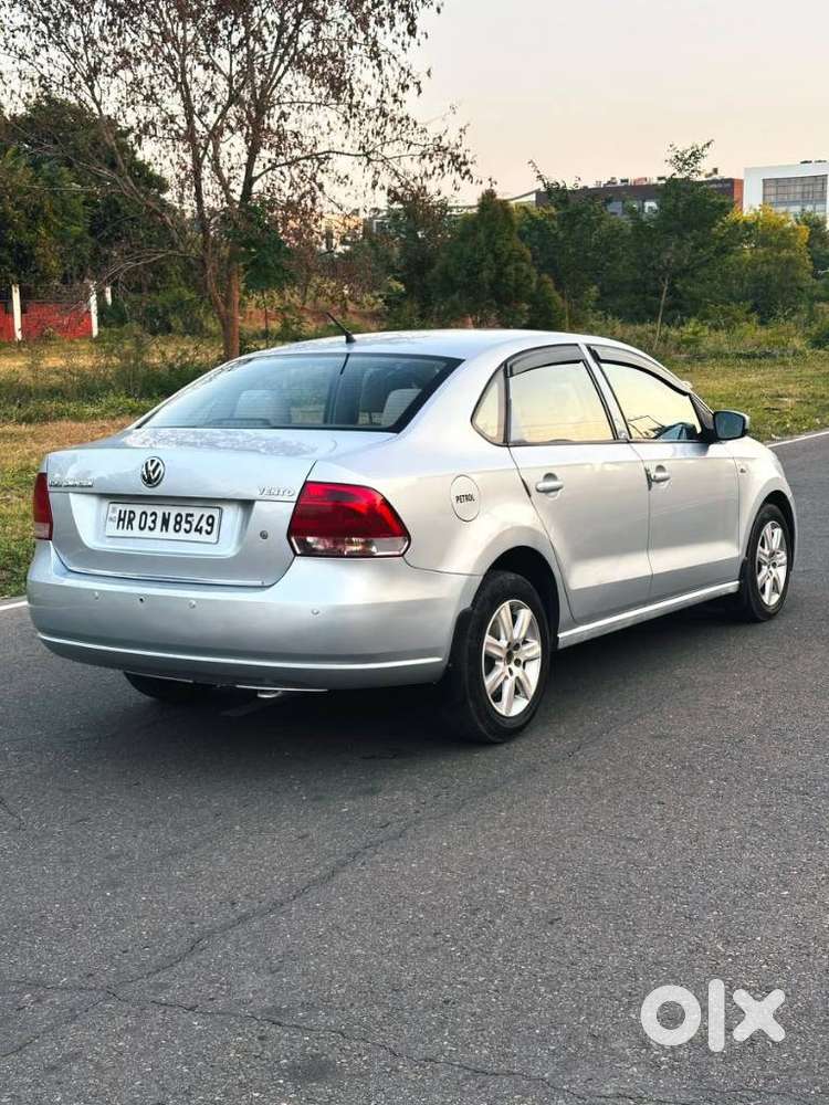 Volkswagen Vento Ipl Ii Diesel Trendline, 2011, Petrol