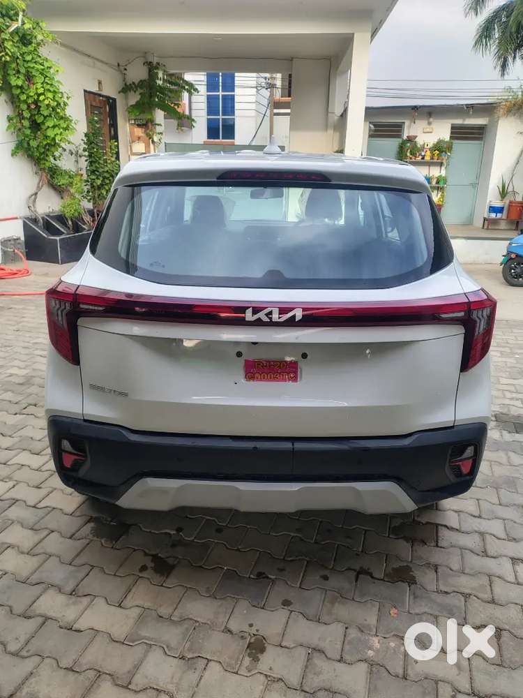 Kia Seltos Petrol Manual 2025