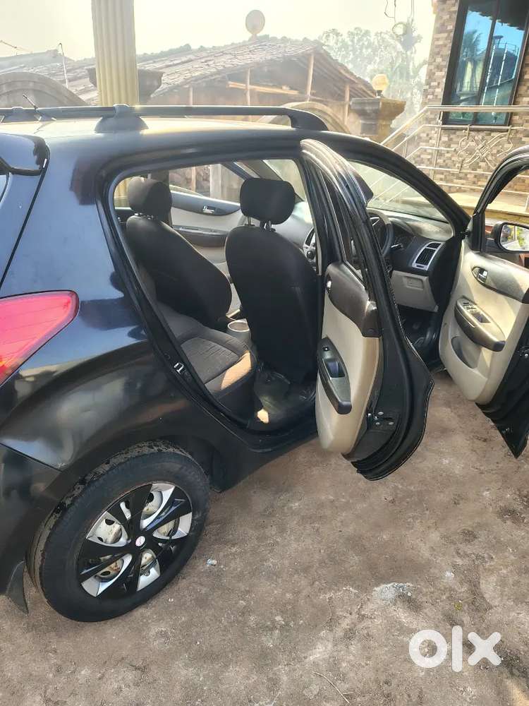 Hyundai I20 2011 Petrol 140000 Km Driven