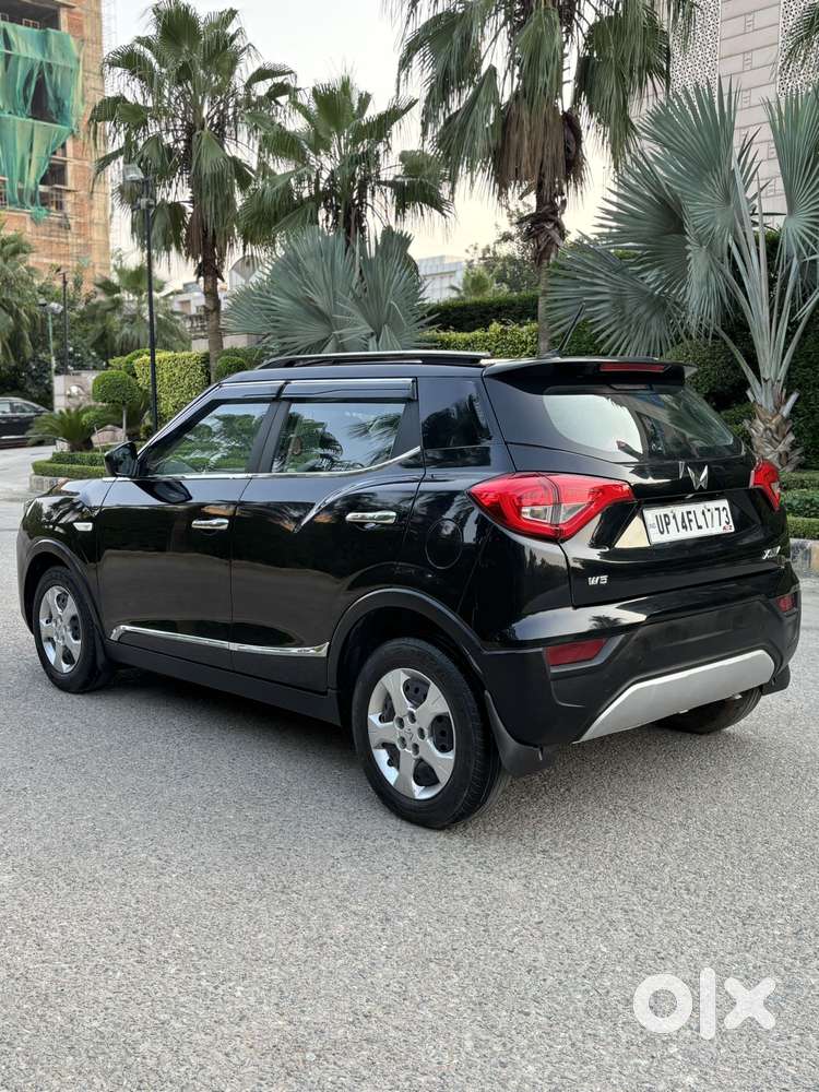 Mahindra Xuv300 W8, 2023, Petrol