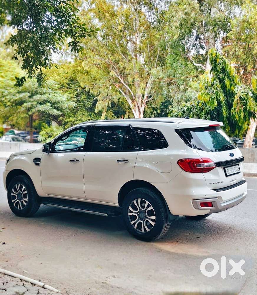 Ford Endeavour 2.2 Titanium At 4x2, 2017, Diesel