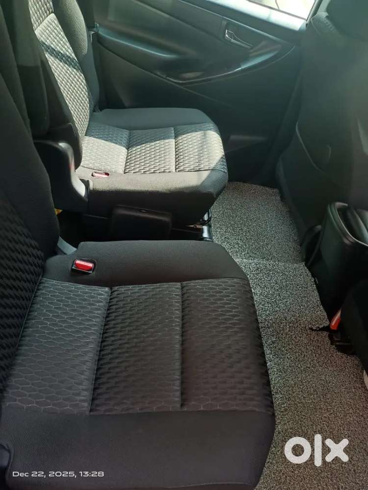 Toyota Innova Crysta 2022