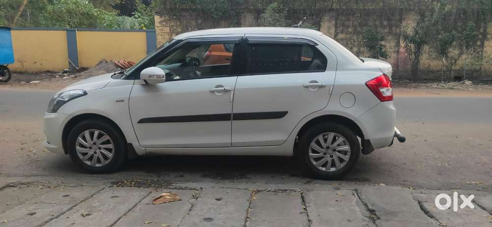 Maruti Suzuki Swift Dzire Zdi + Amt, 2016, Diesel