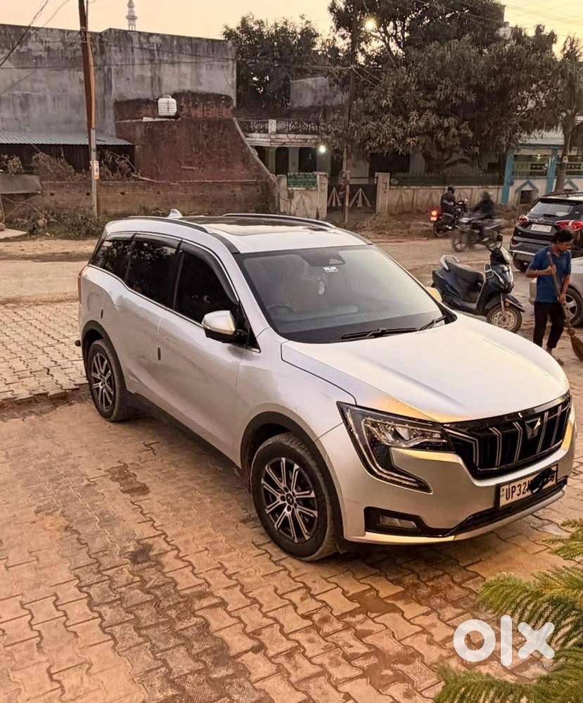 Mahindra Xuv700 2023 Diesel Well Maintained