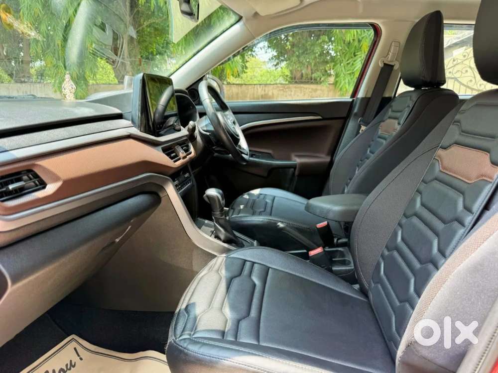 Maruti Suzuki Vitara Brezza 1.5 Zxi Plus At Dual Tone, 2023, Petrol