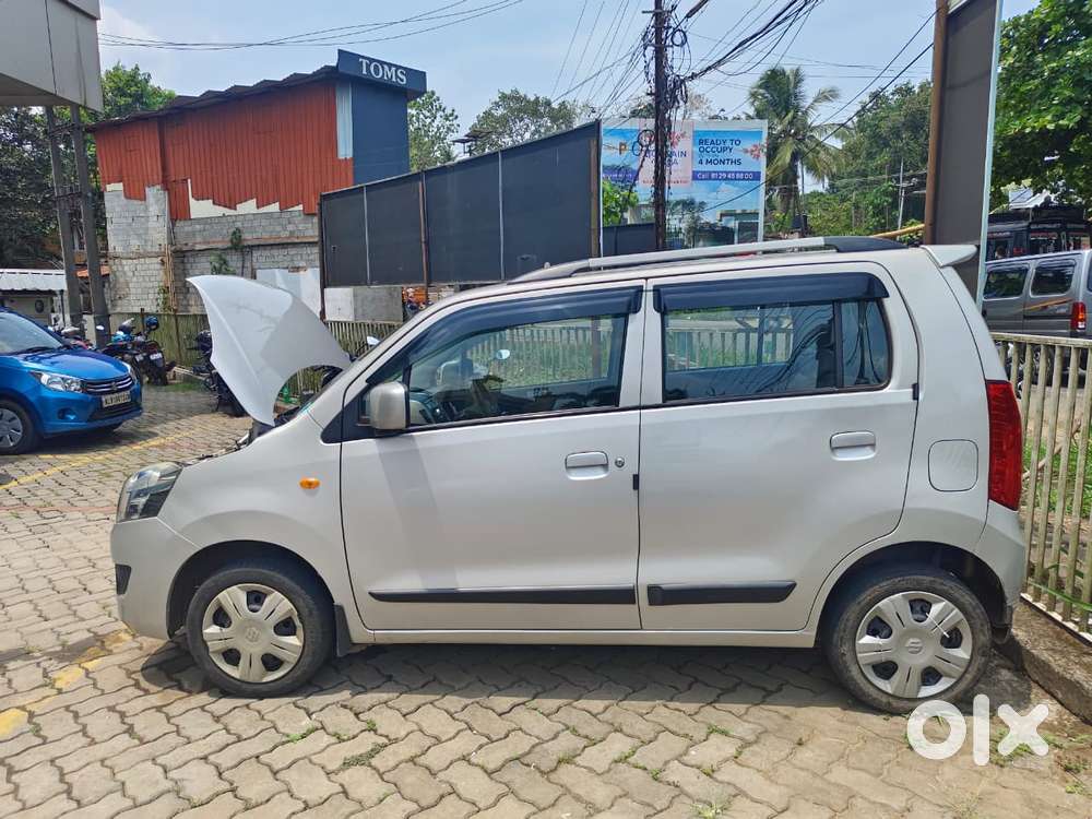 Maruti Suzuki Wagon R 1.0 Vxi Amt, 2016, Petrol